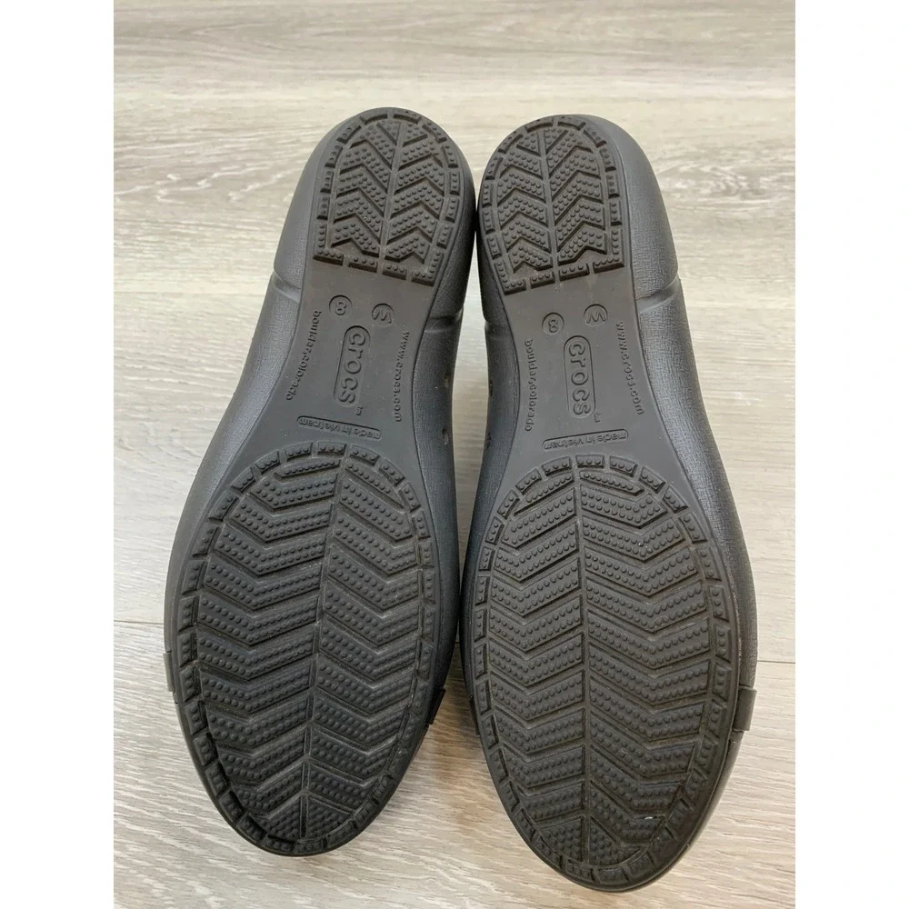 Crocs Gianna Link Women's Black Patent Cap Toe Ballet Flats 8 Comfort Shoes